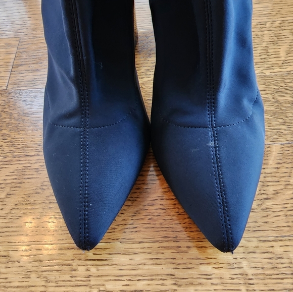 Black Bata Boots, Sz 41/ Size 10 - Block Heel - Picture 5 of 16